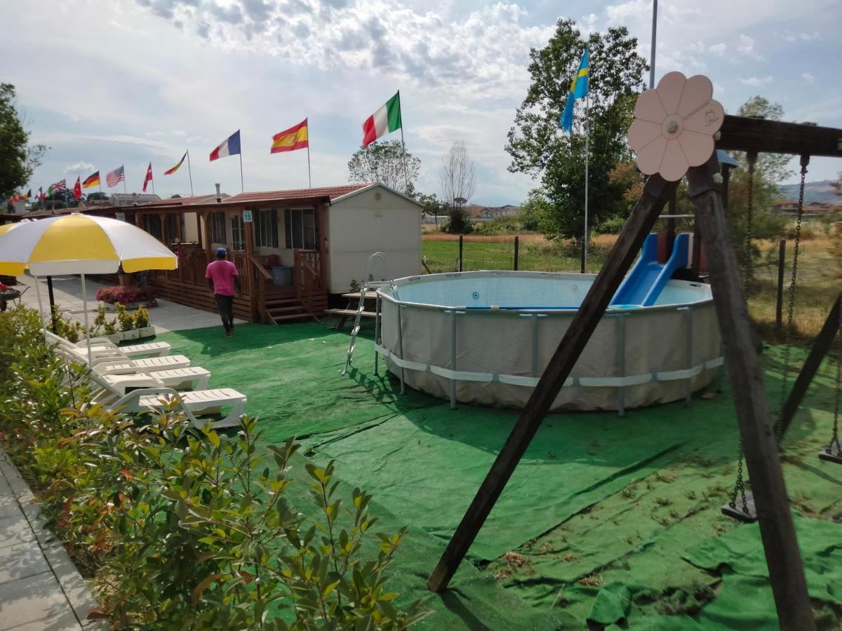 Villaggio Degli Angeli Scerne Pineto Εξωτερικό φωτογραφία