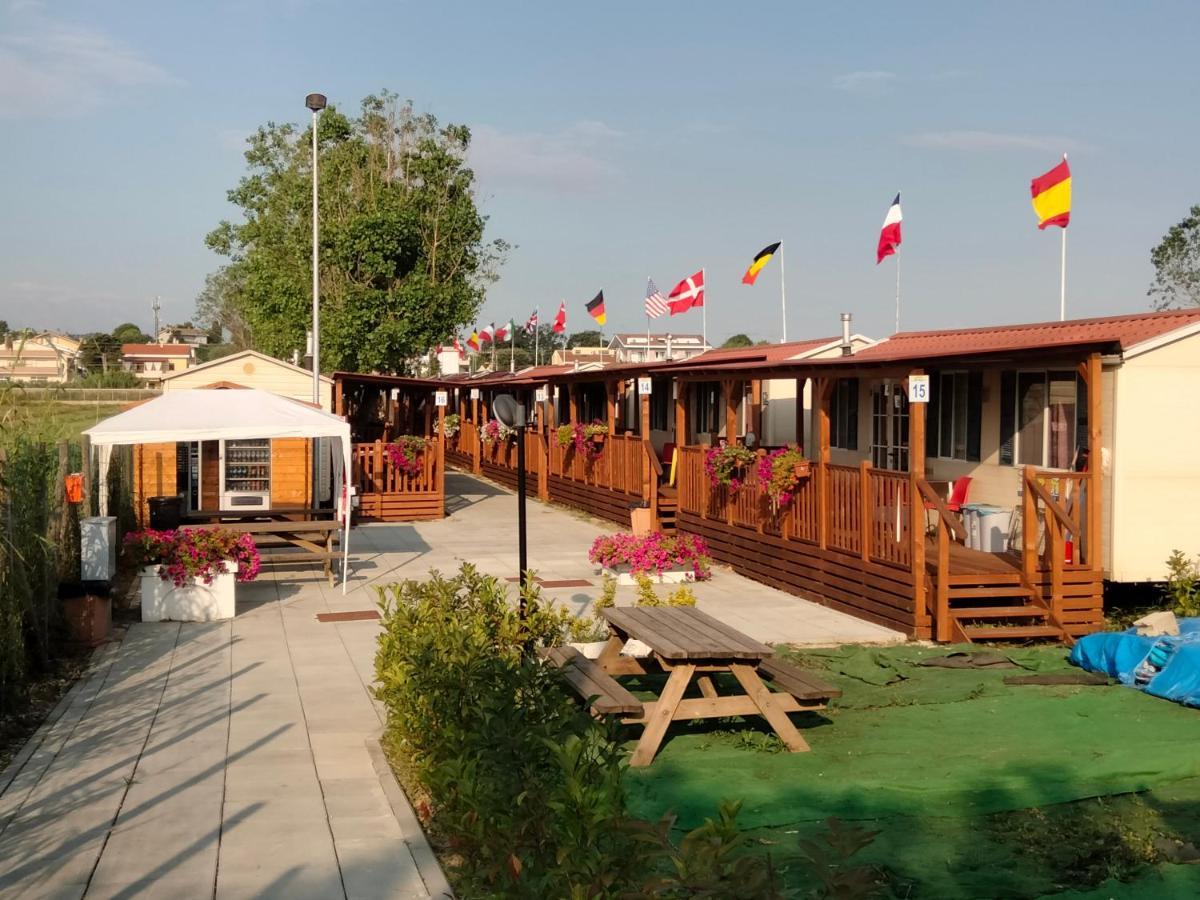 Villaggio Degli Angeli Scerne Pineto Εξωτερικό φωτογραφία